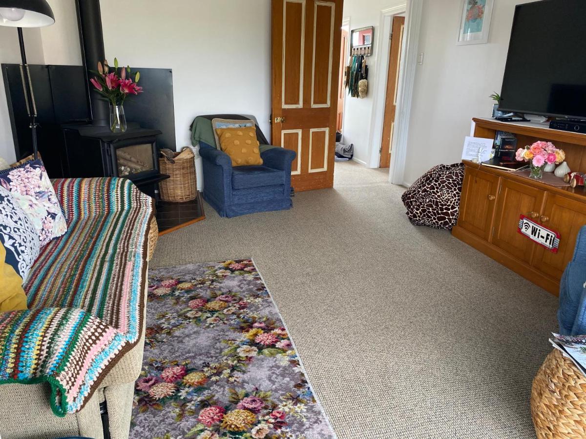 Wee Blue Bnb- Central Cosy Villa Timaru Eksteriør billede