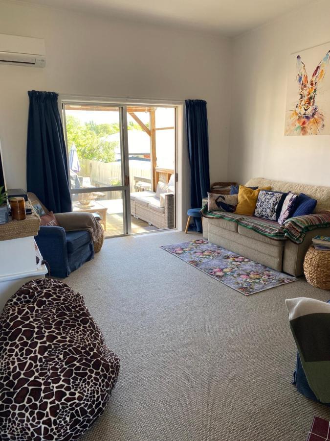 Wee Blue Bnb- Central Cosy Villa Timaru Eksteriør billede
