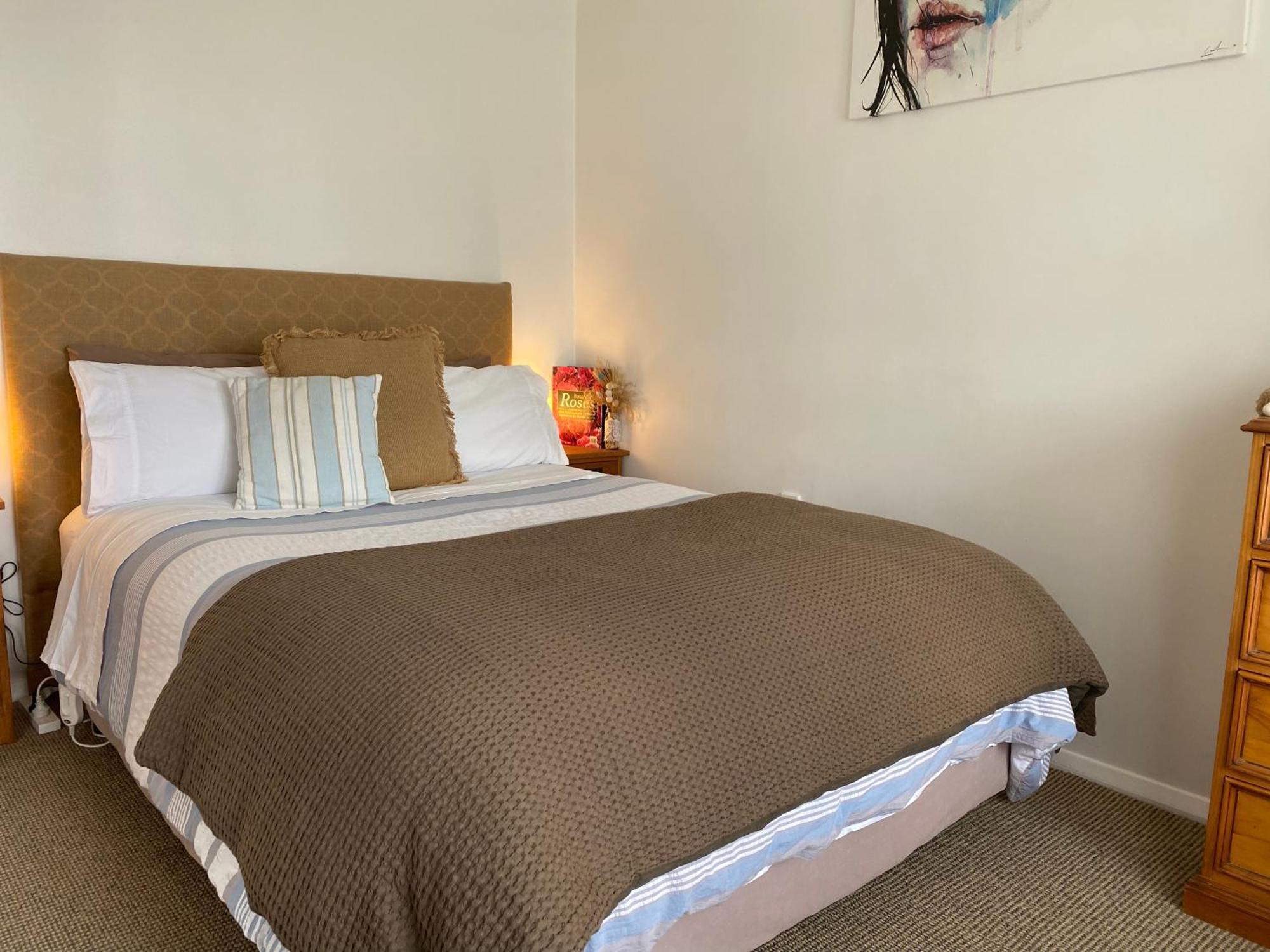 Wee Blue Bnb- Central Cosy Villa Timaru Eksteriør billede